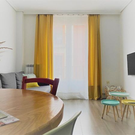 Apartamento Ayla Camino De Santiago Pamplona Buitenkant foto